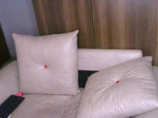 Cece-16 live cam on BongaCams