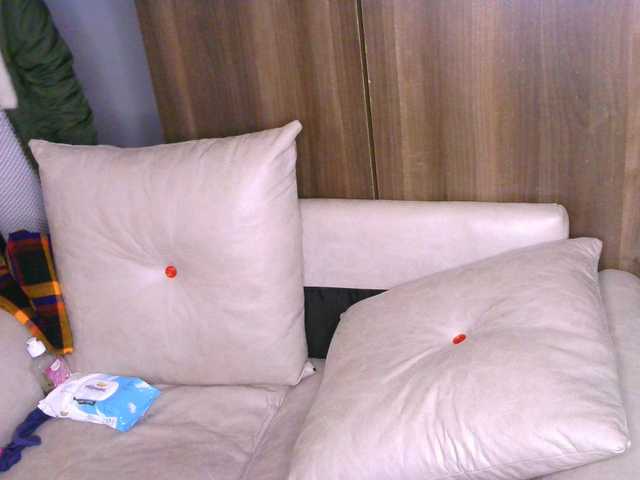 Cece-16 live cam on BongaCams