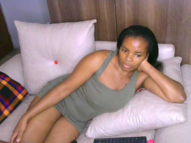 Cece-16 live webcam show