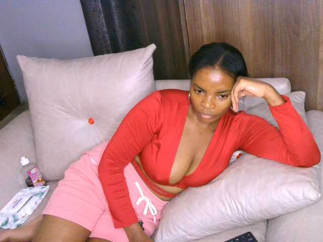 Cece-16 live cam on BongaCams