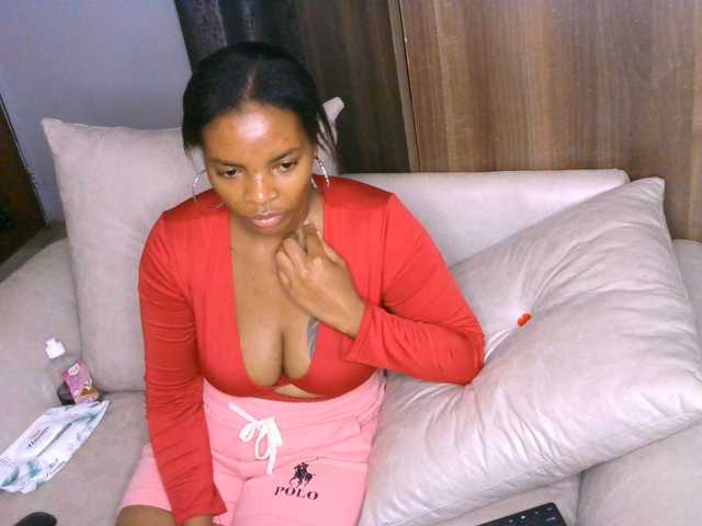 Cece-16 live cam on BongaCams