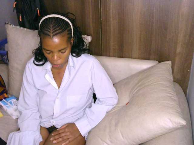 Cece-16 live cam on BongaCams