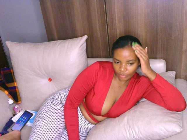 Cece-16 live cam on BongaCams
