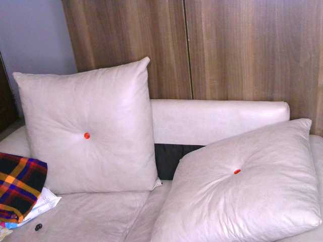 Cece-16 live cam on BongaCams