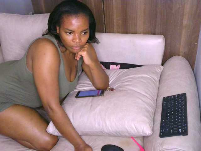 Cece-16 live webcam show