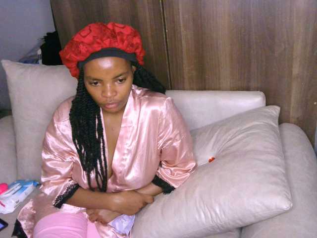 Cece-16 live cam on BongaCams