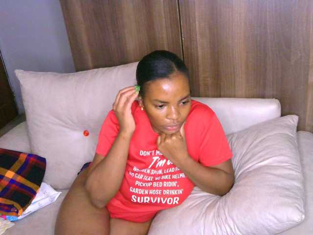 Cece-16 live cam on BongaCams