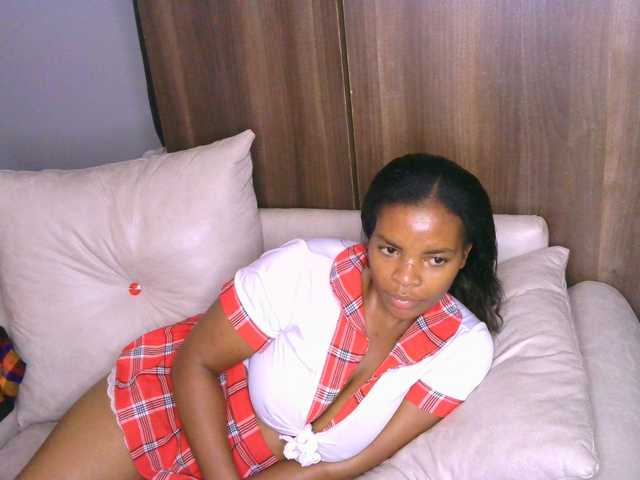 Cece-16 live webcam show