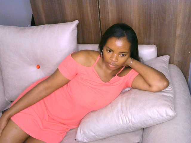 Cece-16 live cam on BongaCams