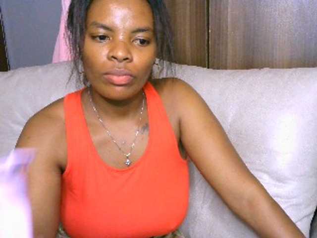 Cece-16 live cam on BongaCams