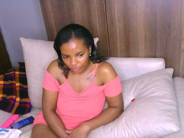 Cece-16 live cam on BongaCams