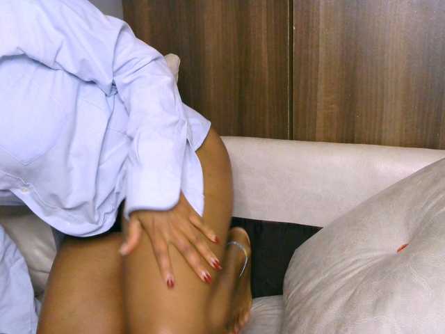 Cece-16 live cam on BongaCams