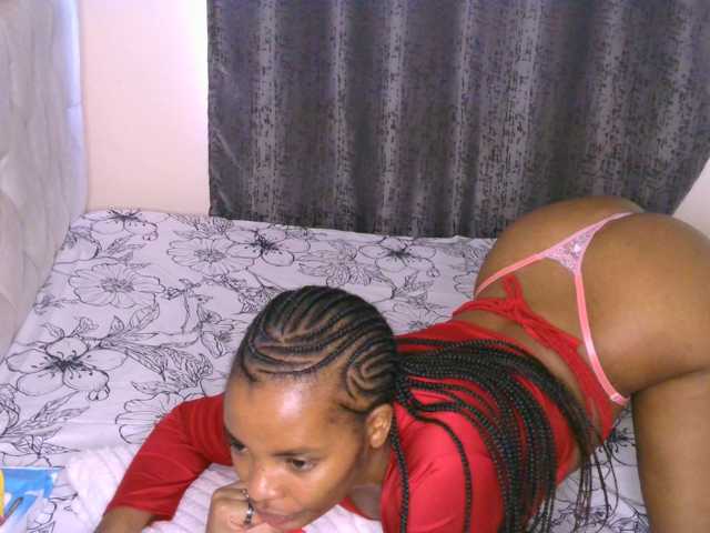 Cece-16 live cam on BongaCams