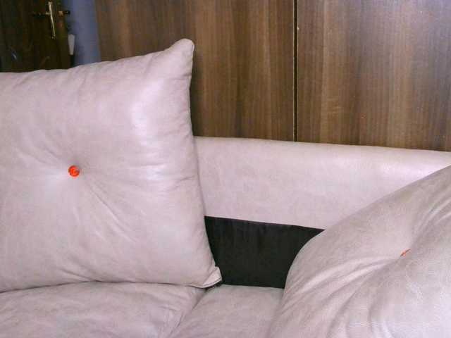 Cece-16 live cam on BongaCams