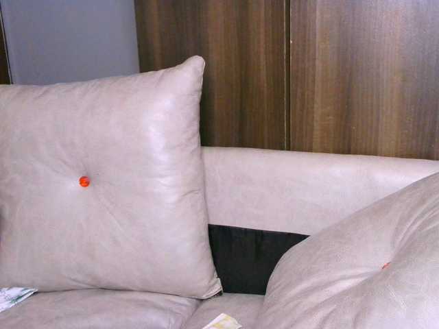 Cece-16 live cam on BongaCams
