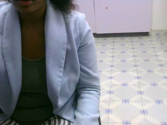 Cece-16 live cam on BongaCams