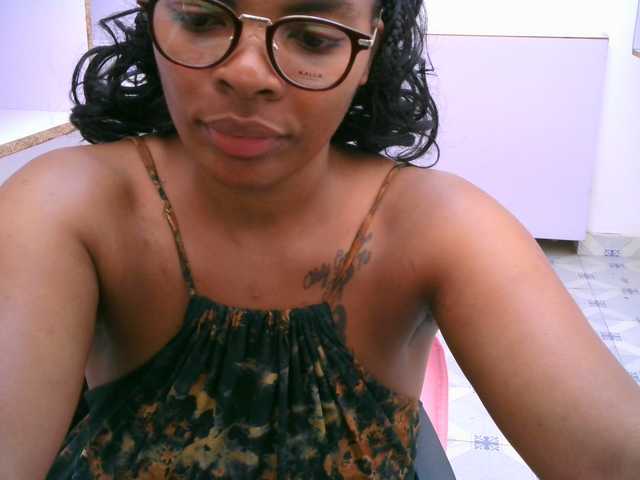Cece-16 live cam preview