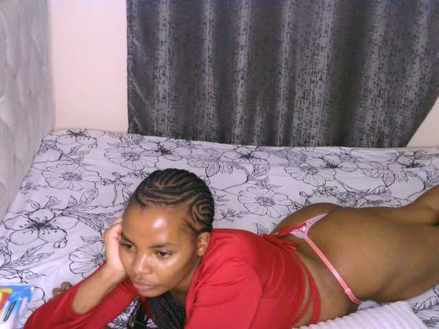Cece-16 live cam on BongaCams