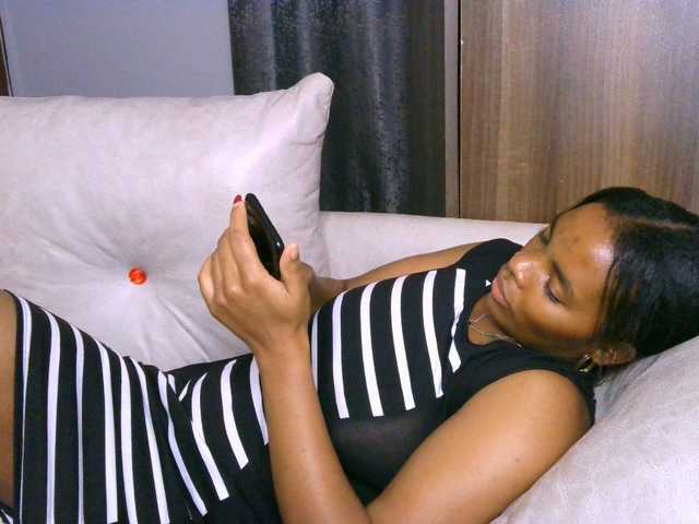 Cece-16 live cam on BongaCams