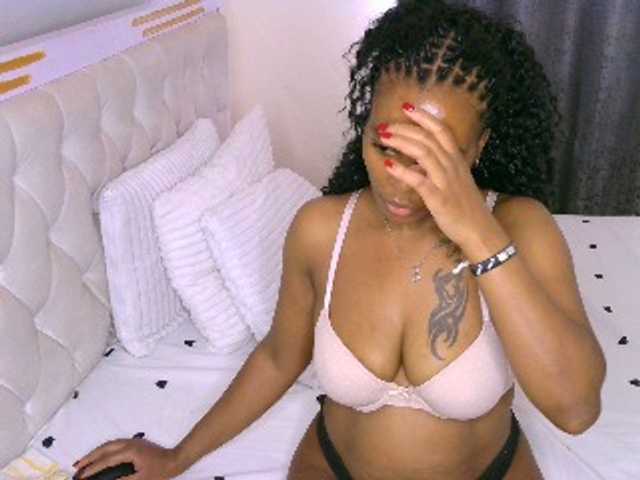 Cece-16's BongaCams show and profile