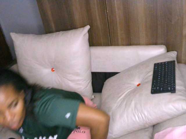 Cece-16 live cam on BongaCams