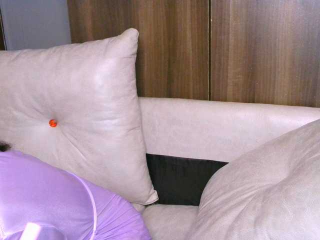 Cece-16 live cam on BongaCams