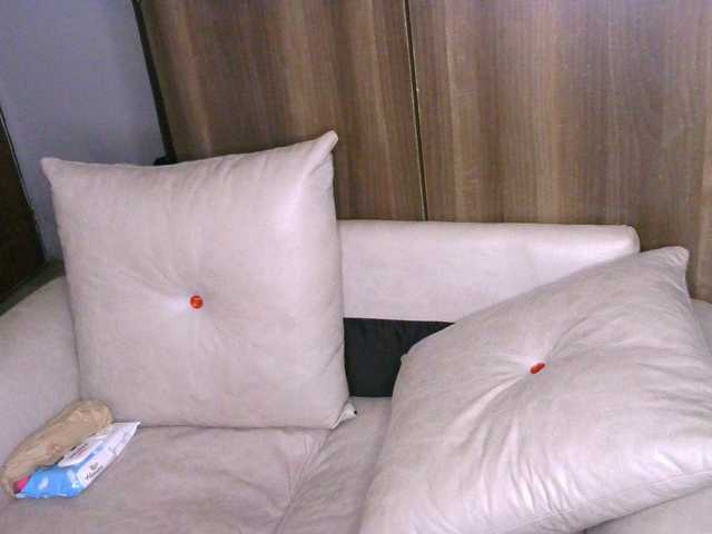 Cece-16 live cam on BongaCams