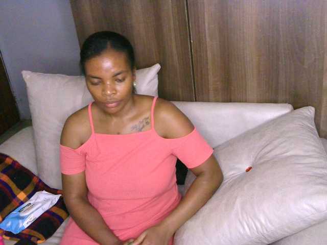 Cece-16 live cam on BongaCams