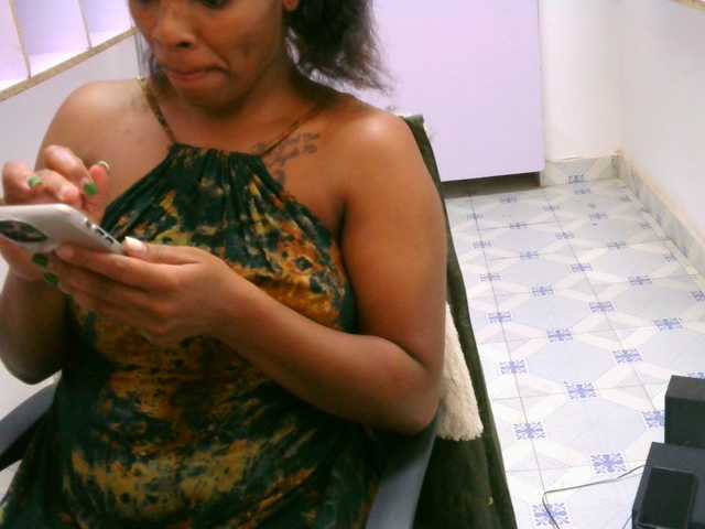 Cece-16 live cam preview