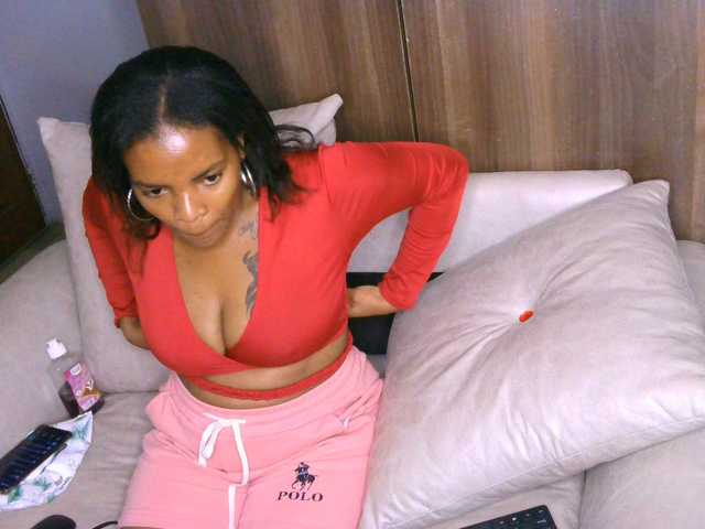 Cece-16 live cam on BongaCams