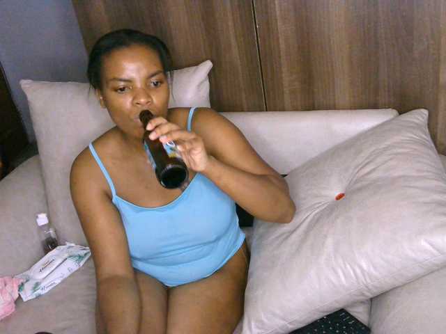 Cece-16 live cam on BongaCams
