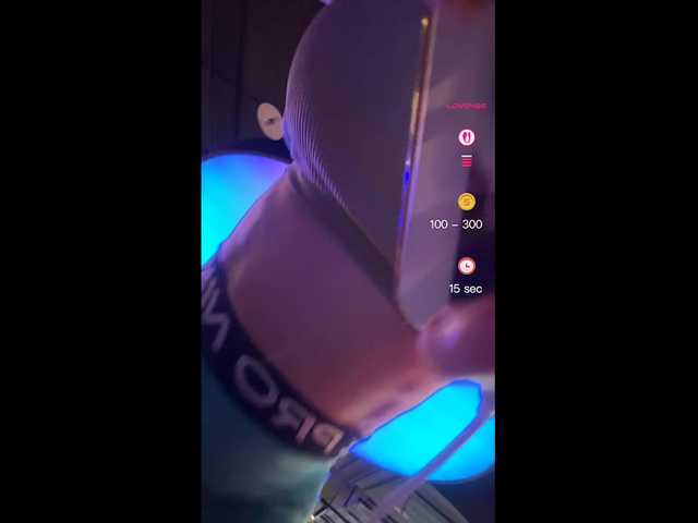 F3ckdolllucy ist ein heißes deutsches Camgirl, das dich in ihrer Live-Show erwartet