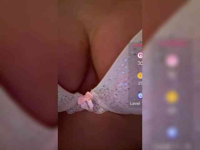 F3ckdolllucy webcam