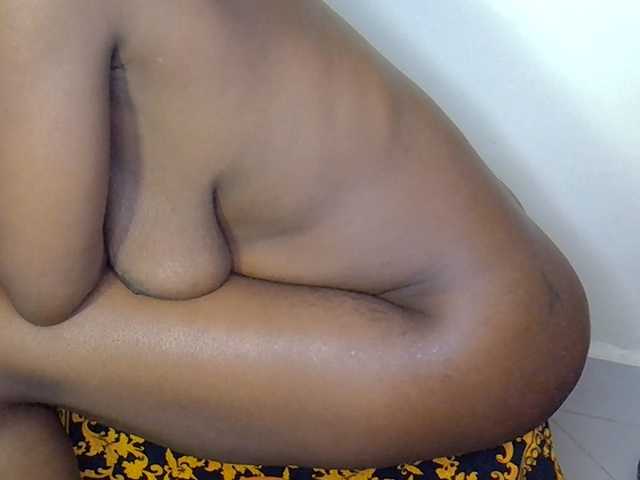 goddess-soriyah live cam on BongaCams