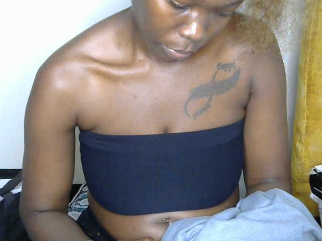 goddess-soriyah live cam on BongaCams