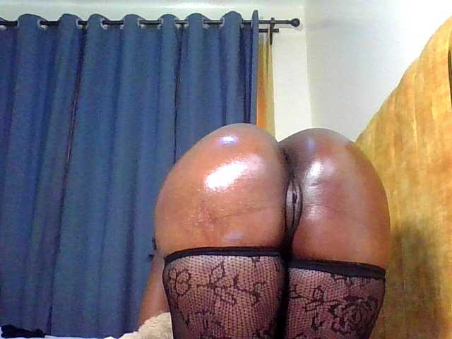 goddess-soriyah live cam on BongaCams