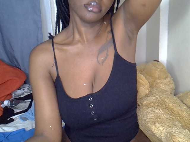 goddess-soriyah live cam