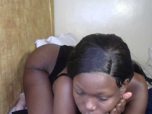 goddess-soriyah's BongaCams show and profile