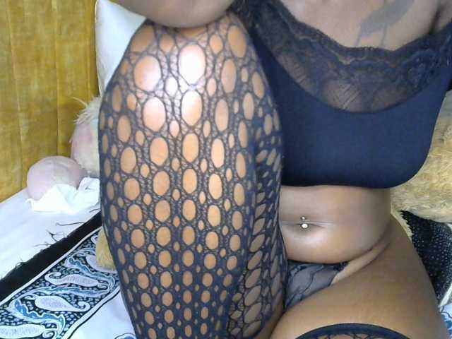 goddess-soriyah live cam on BongaCams