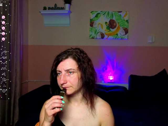 Musekittyjeni112 live webcam show