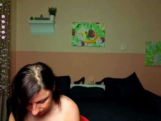 Musekittyjeni112 live webcam show