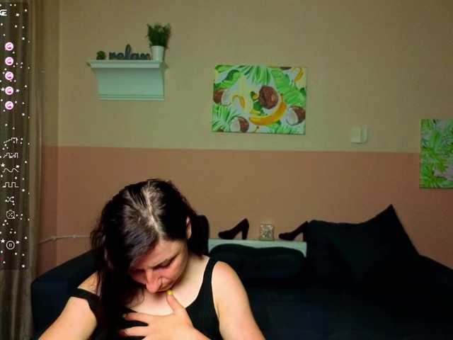 Musekittyjeni112 live webcam show