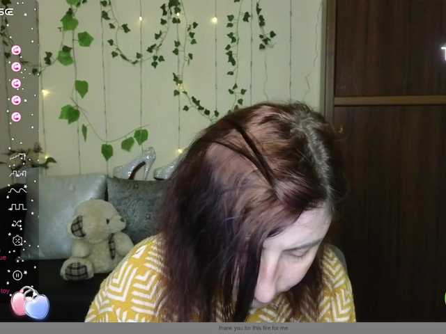 le modèle Musekittyjeni112 est en webcam porno dans un show sur le site bongacams, il possède les tags suivants: White/Caucasian,Redhead,Hairy