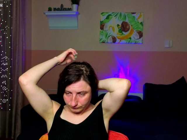 Musekittyjeni112 live webcam show
