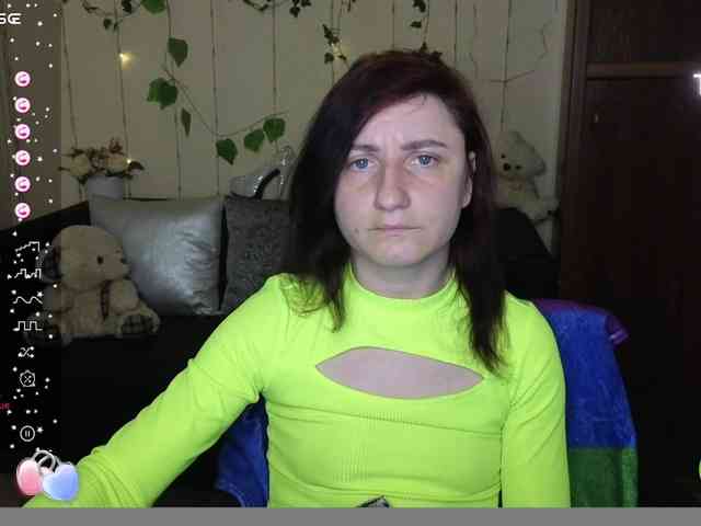 Musekittyjeni112 webcam