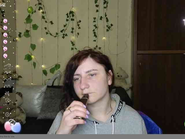 Musekittyjeni112 webcam