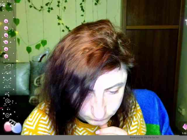 Musekittyjeni112 webcam
