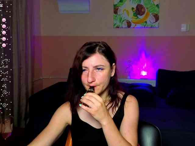 Musekittyjeni112 webcam