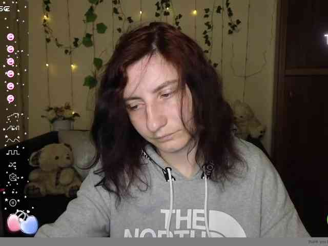 Musekittyjeni112 webcam