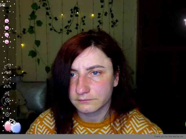 Musekittyjeni112 webcam